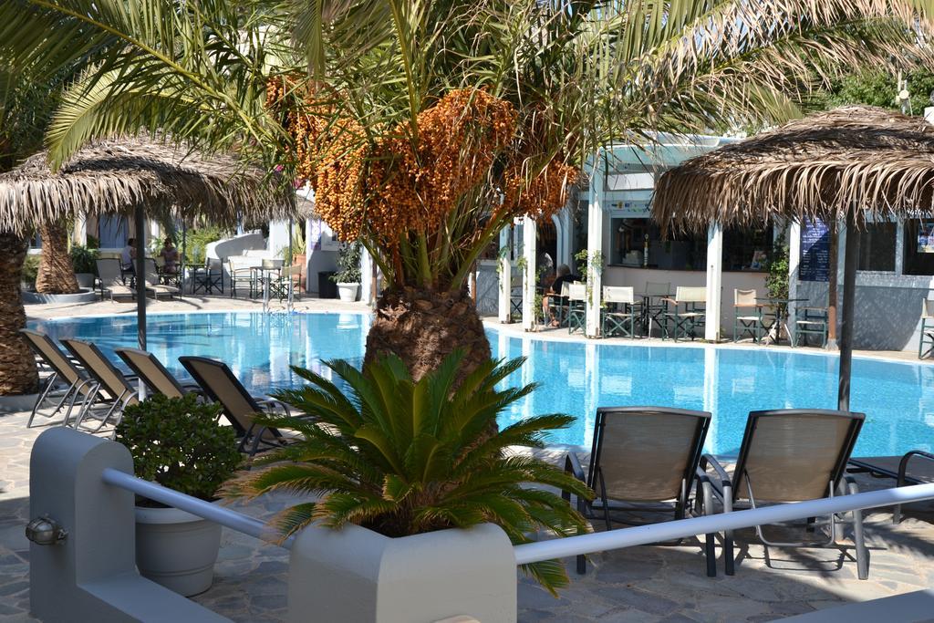 Zephyros Hotel Kamari  Exterior photo