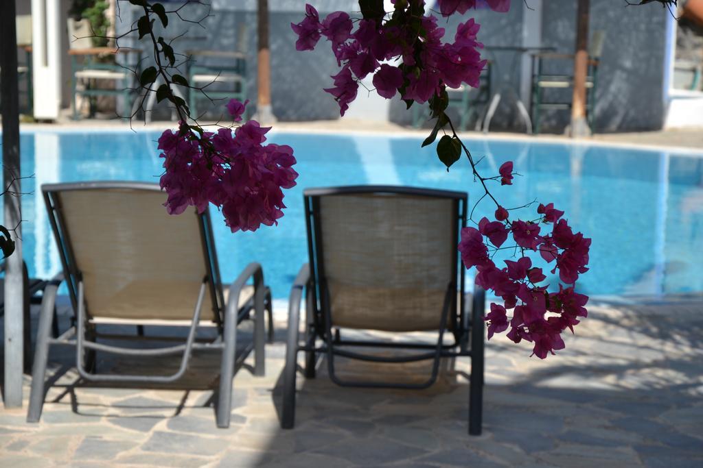 Zephyros Hotel Kamari  Exterior photo