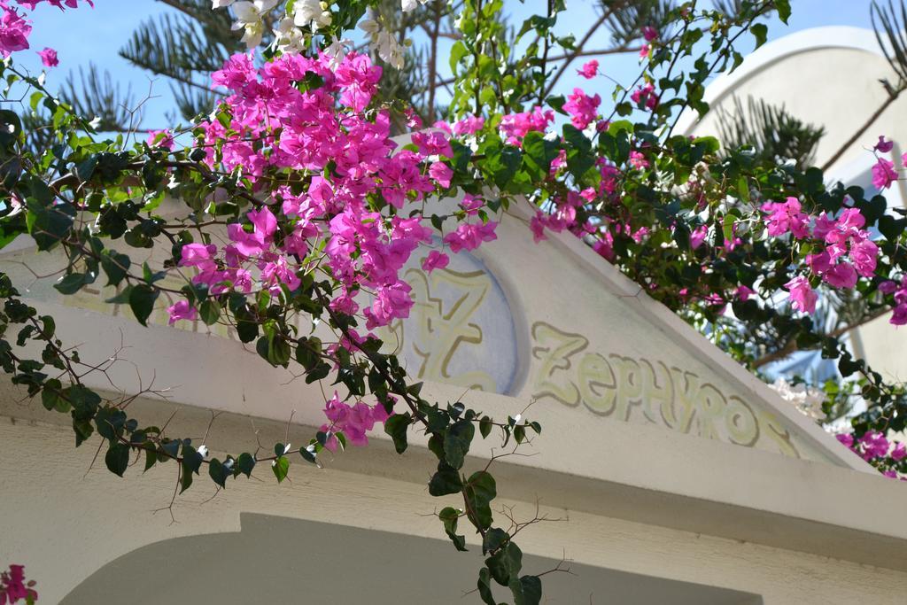 Zephyros Hotel Kamari  Exterior photo
