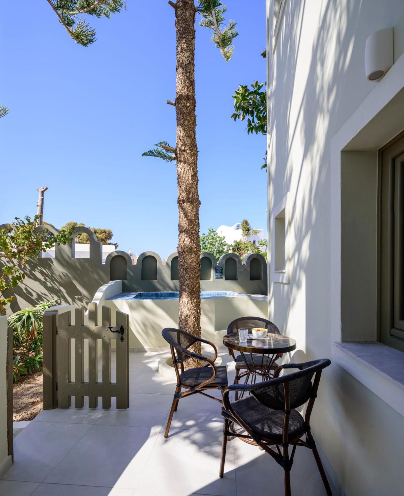 Zephyros Hotel Kamari  Exterior photo
