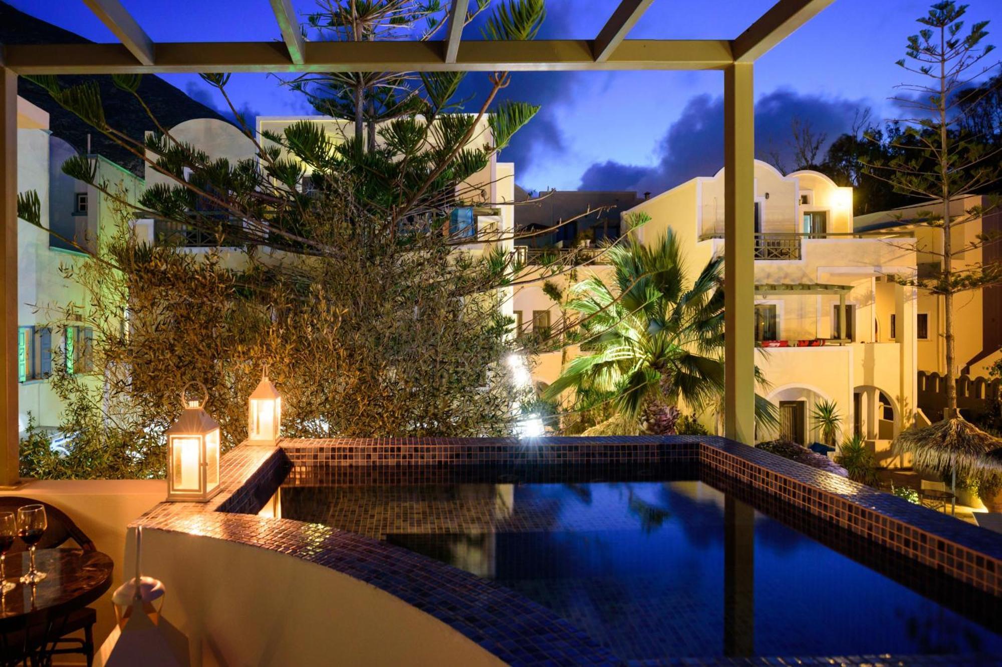 Zephyros Hotel Kamari  Exterior photo